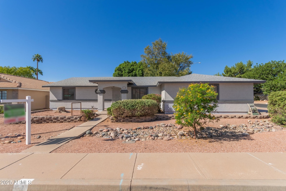 Under Contract $425,000