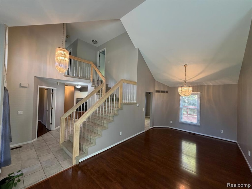 39588 Squire Rd, Novi, MI 48375 - photo 1