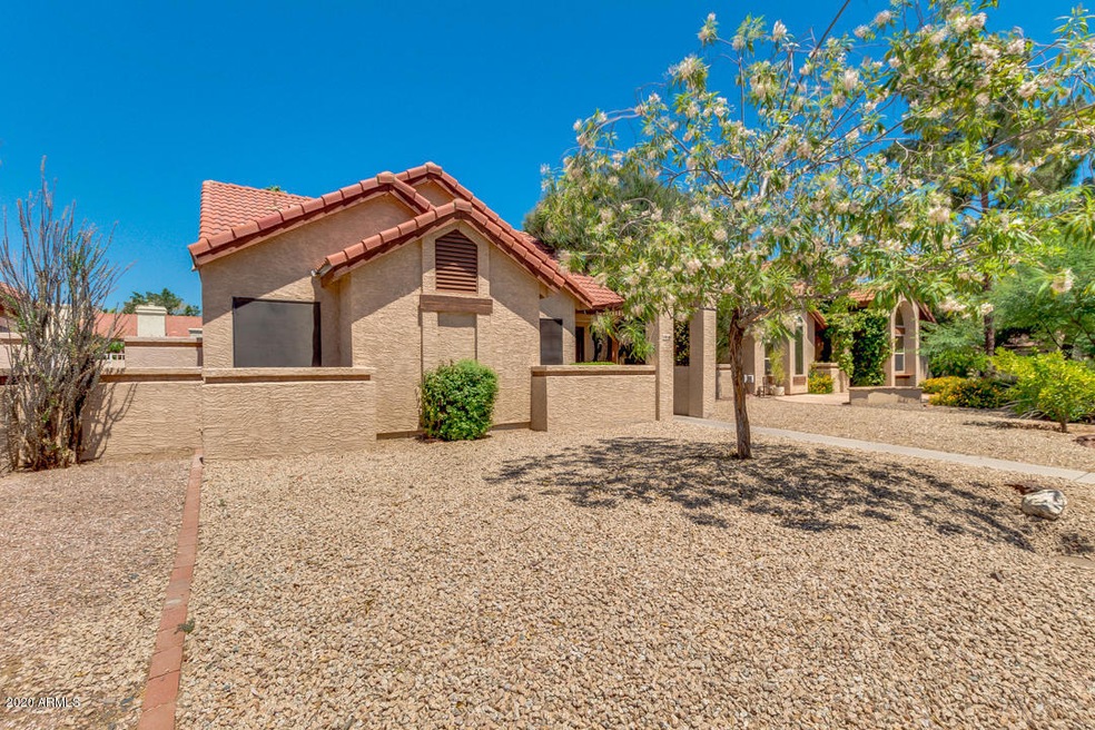 1910 E Secretariat Dr, Tempe, AZ 85284 - photo 1