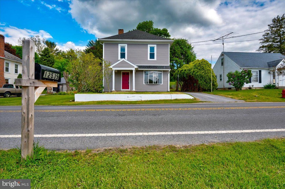 12539 Bradbury Ave, Smithsburg, MD 21783 - photo 1