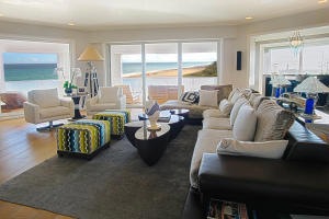 Main Photo LivingRoom