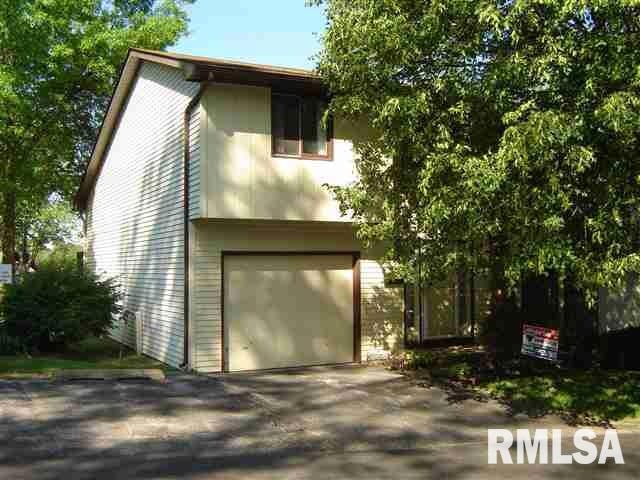 4023 Lillie Ave unit 501, Davenport, IA 52806 - photo 1