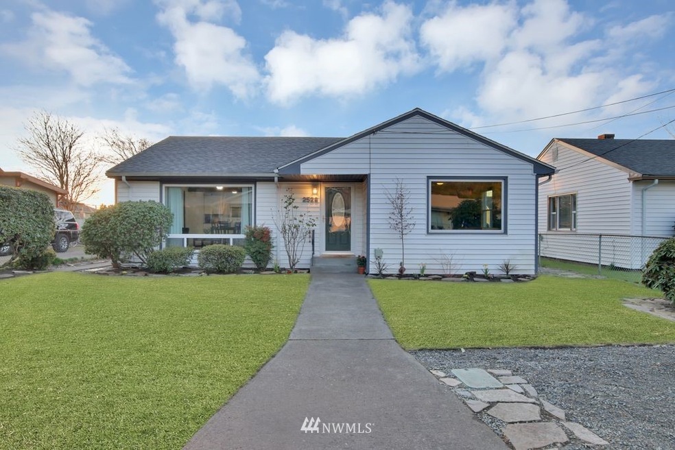 2526 Mountain View Ave W, Tacoma, WA 98466 - photo 1