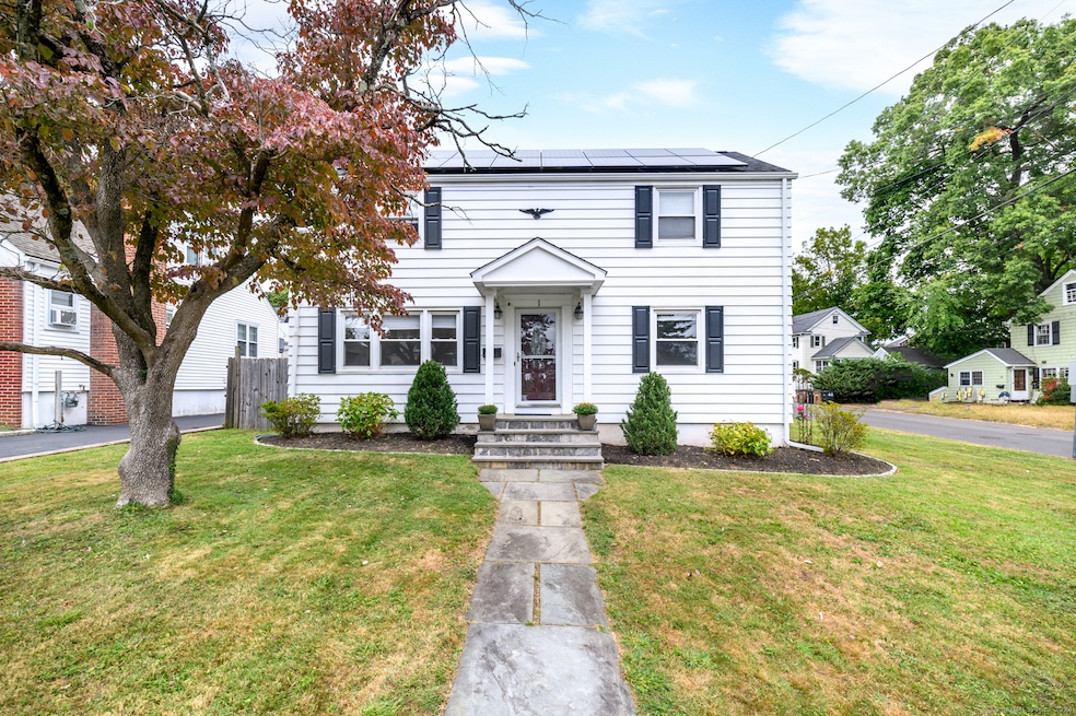 1 Van Buren Cir, Stamford, CT 06906 - photo 1