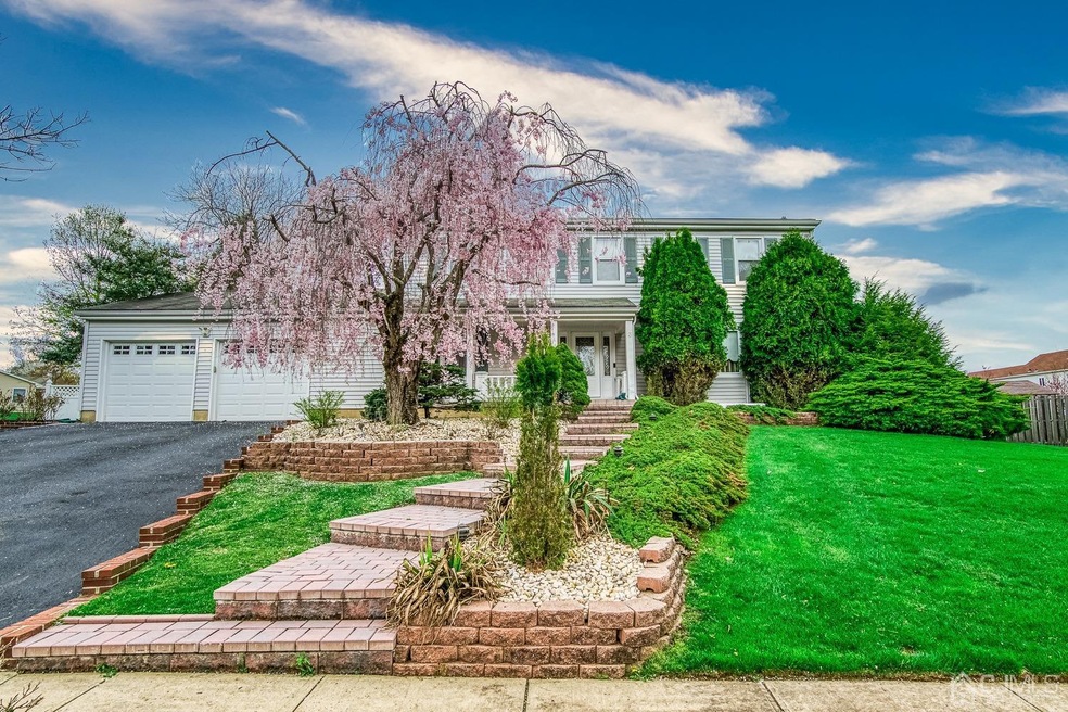 3 Rolling Ct, Kendall Park, NJ 08824 - photo 1