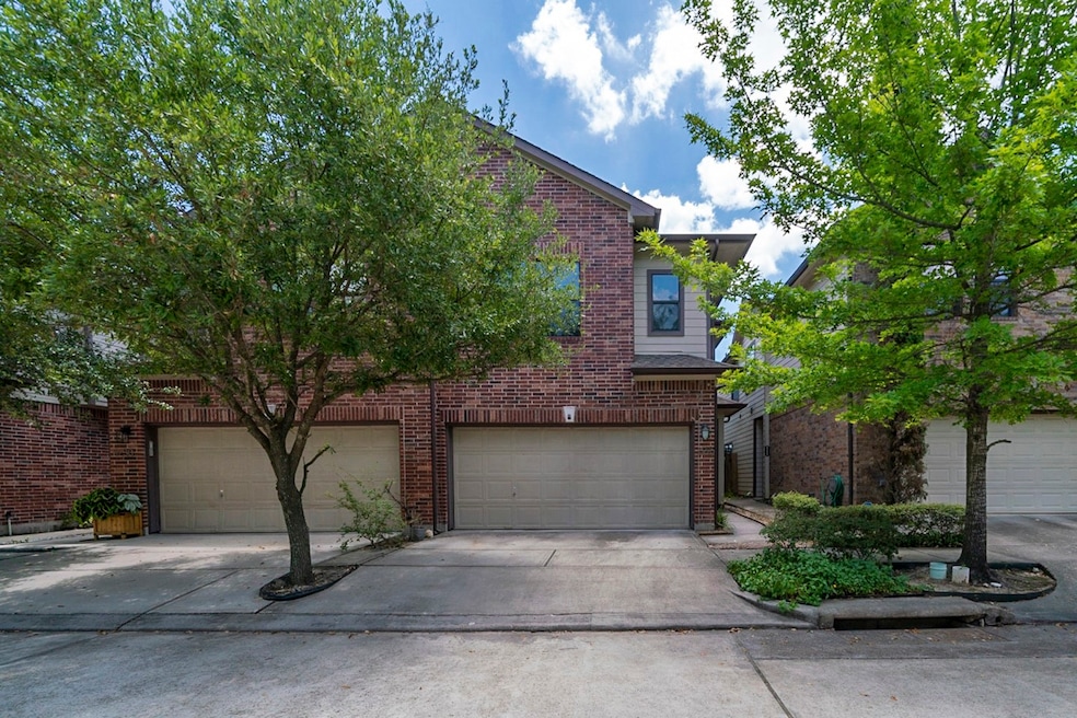 5226 Brinkman Ct, Houston, TX 77091 - photo 1