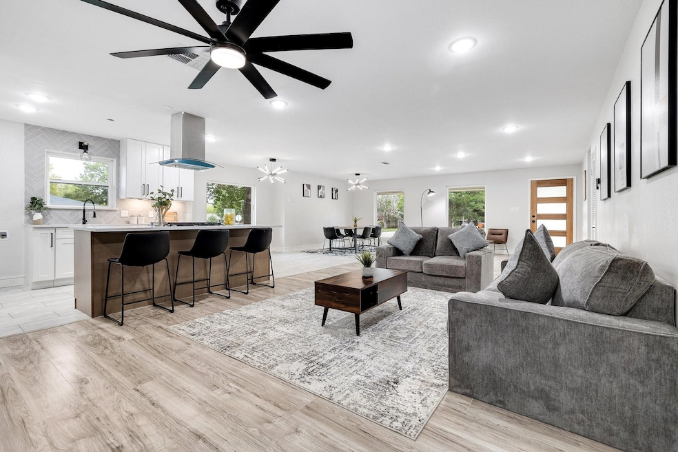 1116 Billie Ruth Ln, Hurst, TX 76053 - photo 1