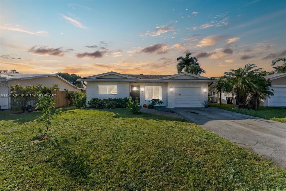 For Sale $565,000 • Co-Listing Agent