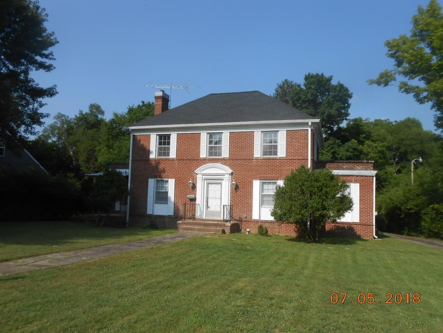 804 S Brittain St, Shelbyville, TN 37160 - photo 1