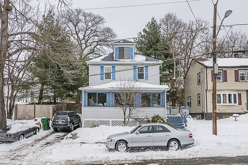 35 Hickory Ave, Medford, MA 02155 - photo 1