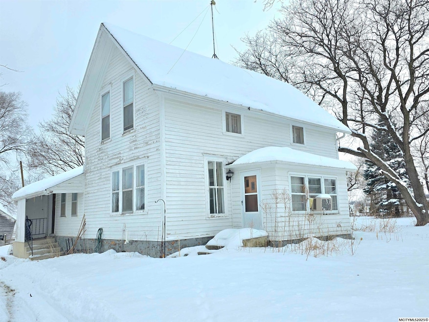16115 Portland Ave, Mason City, IA 50401 - photo 1