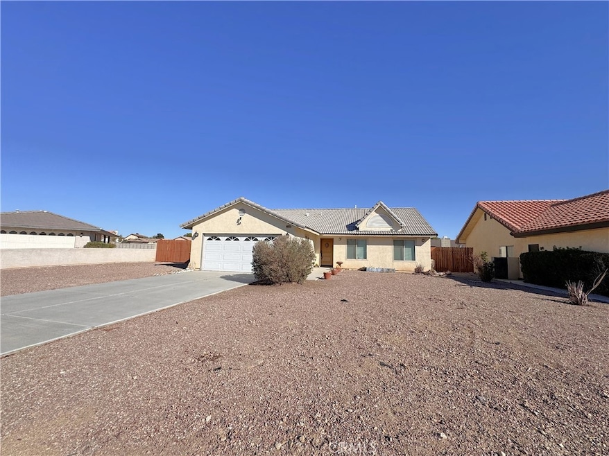 14752 Grafton Ln, Helendale, CA 92342 - photo 1