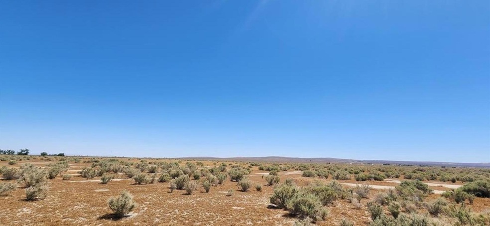 13000 E Avenue G-4, Lancaster, CA 93535 - photo 1