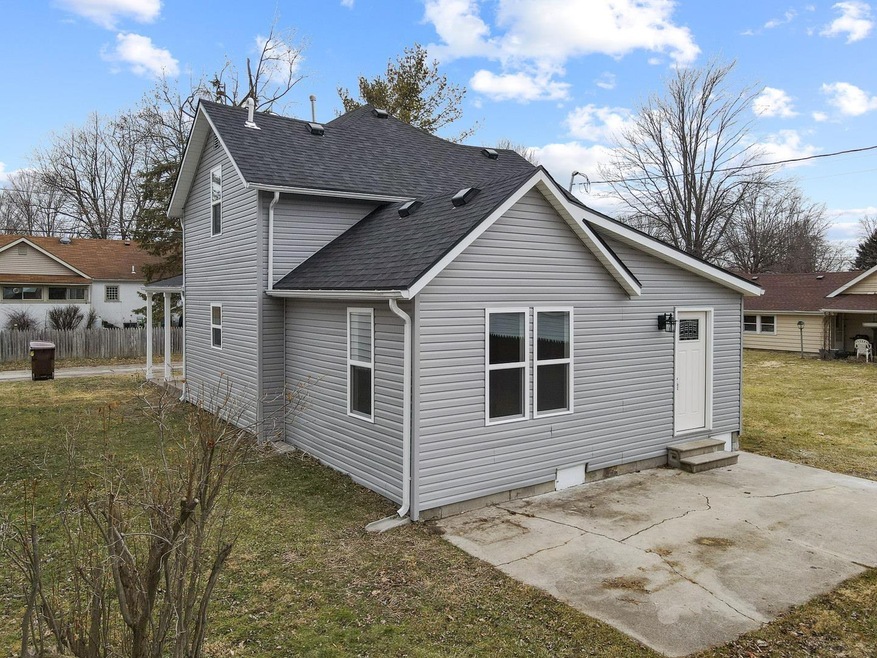 1320 Sprott St, Auburn, IN 46706 - photo 1