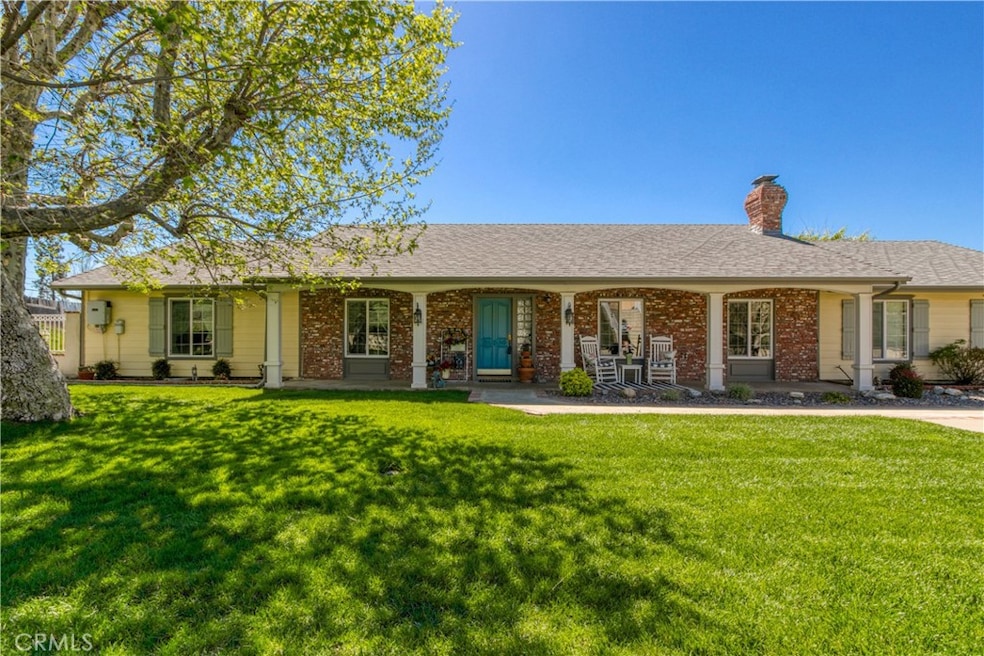 9886 Onyx St, Yucaipa, CA 92399 - photo 1