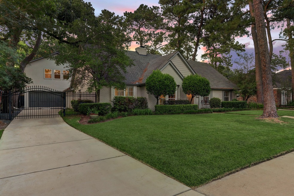 12314 Rip Van Winkle Dr, Houston, TX 77024 - photo 1