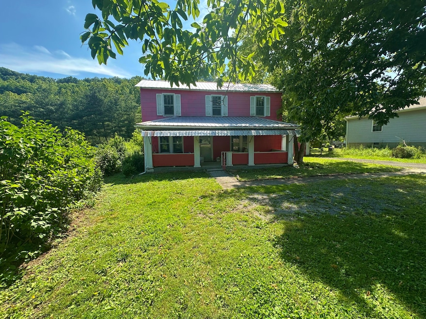 696 Tuckahoe Road