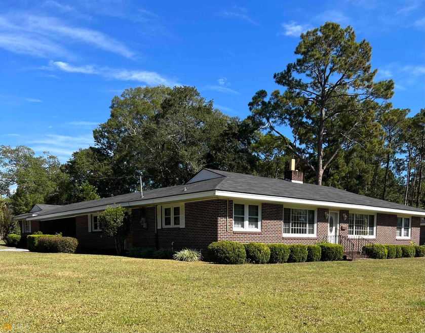 207 New Dr, Claxton, GA 30417 - photo 1