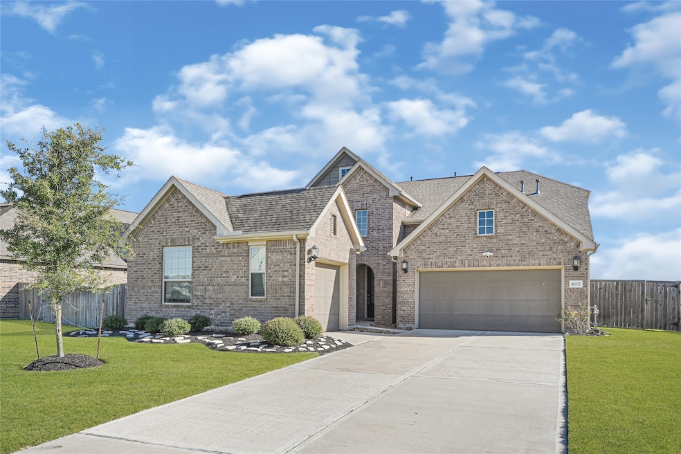 4307 Annandale Ln, Rosharon, TX 77583 - photo 1