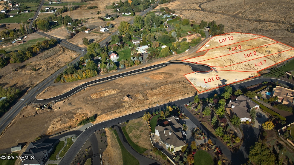 NKA Scenic Dr unit 6-10, Yakima, WA 98908 - photo 1