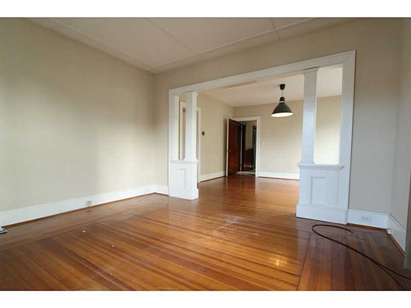 9 Apthorp Ave, Newport, RI 02840 - photo 1