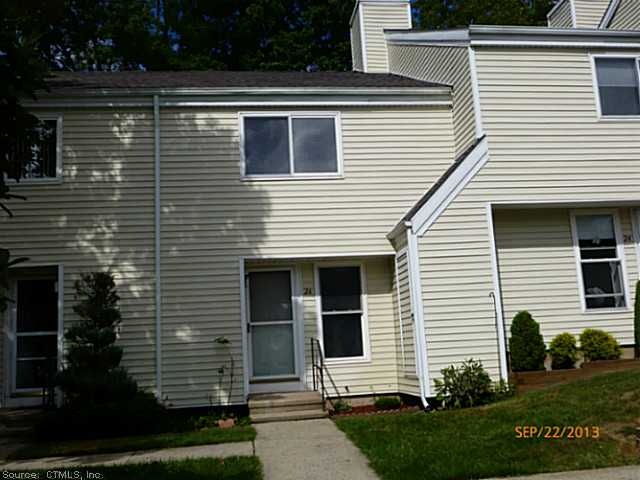 26 Watch Hill Cir unit 26, Cromwell, CT 06416 - photo 1