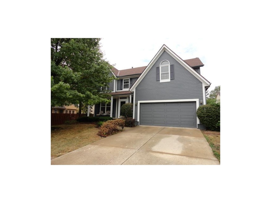 What a Fantastic Home in a Superb Location and Blu