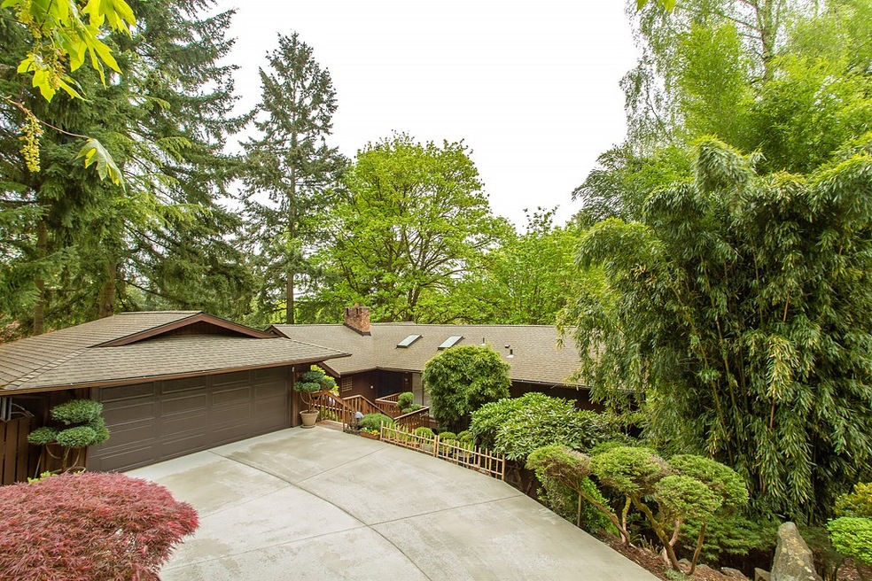 9510 SE 43rd St, Mercer Island, WA 98040 - photo 1