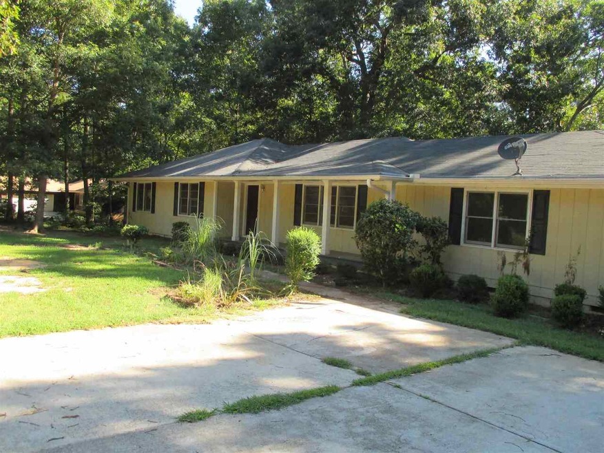 290 Crowell Rd N, Covington, GA 30014 - photo 1