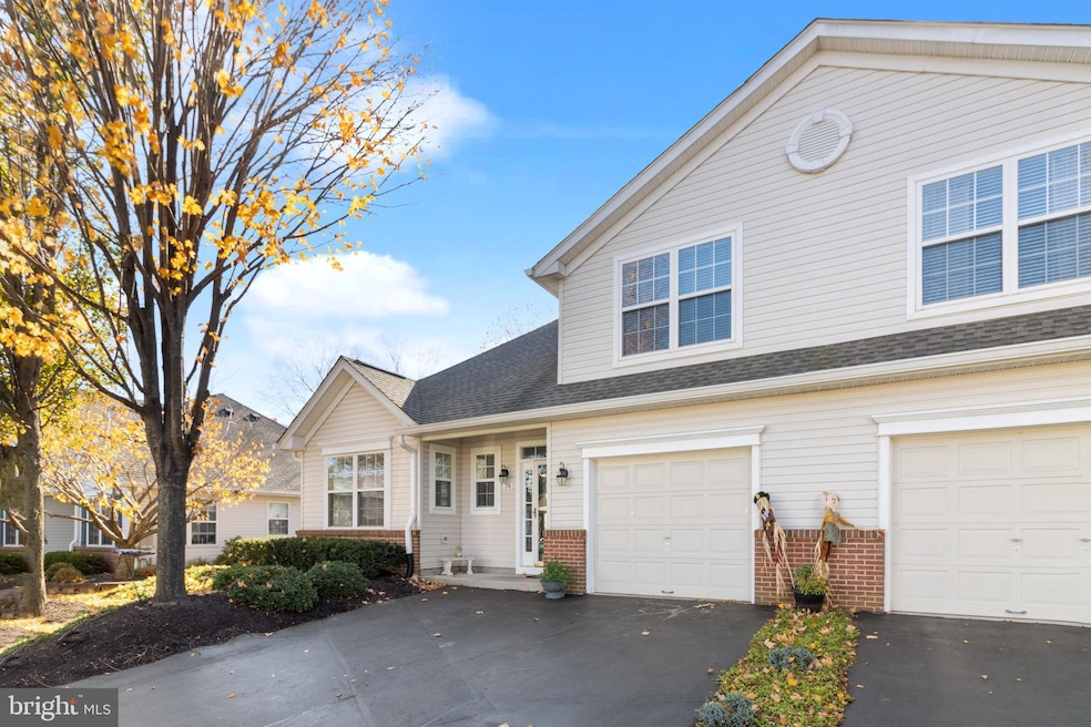 76 Black Eyed Susan Rd unit 334, Langhorne, PA 19047 - photo 1