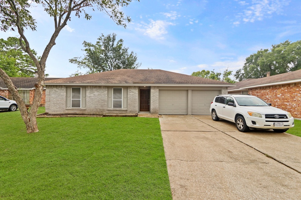 16723 Dew Drop Ln, Houston, TX 77095 - photo 1