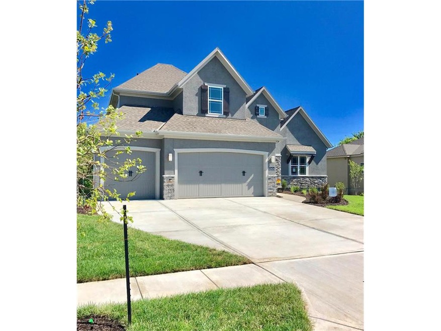 10404 W 170th Terrace, Olathe, KS 66062 - photo 1
