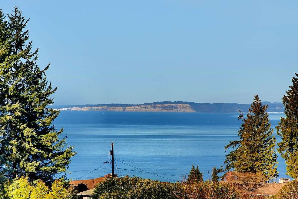 8504 184th St SW, Edmonds, WA 98026 - photo 1