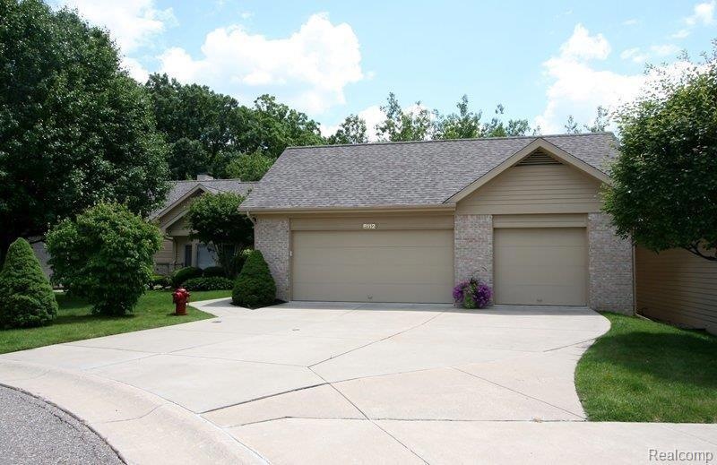 8112 Hawkcrest Dr.