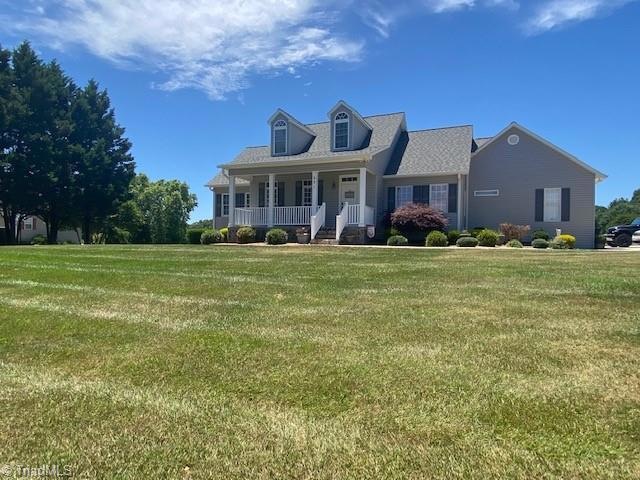 531 Shingle Gap Rd, Purlear, NC 28665 - photo 1