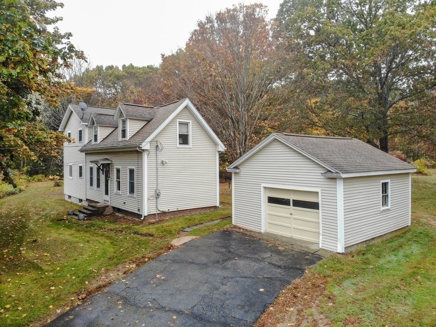 40 S Pleasant St, Merrimac, MA 01860 - photo 1