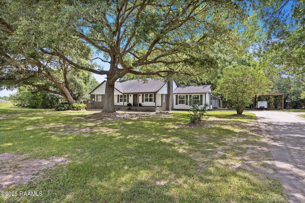 1-web-or-mls-178 Bertrand Rd-1
