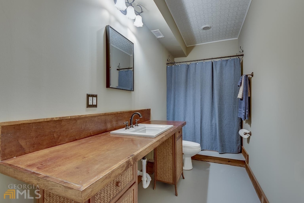 1105 Bascomb Farm Dr, Alpharetta, GA 30009 - photo 1