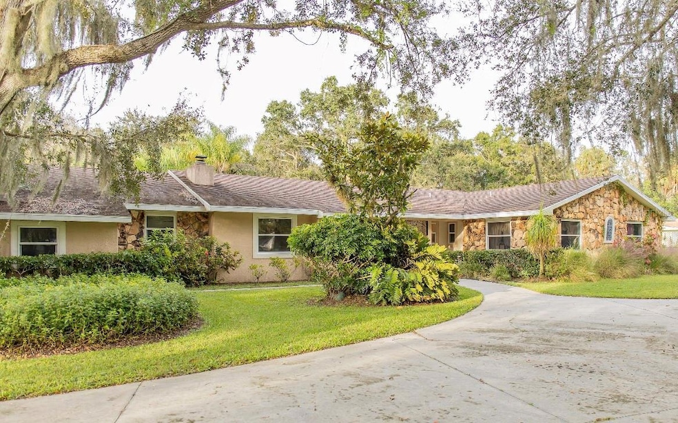 2369 SW 21st St, Okeechobee, FL 34974 - photo 1