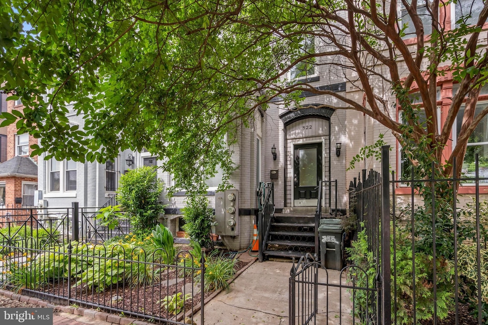 822 7th St NE unit 2, Washington, DC 20002 - photo 1