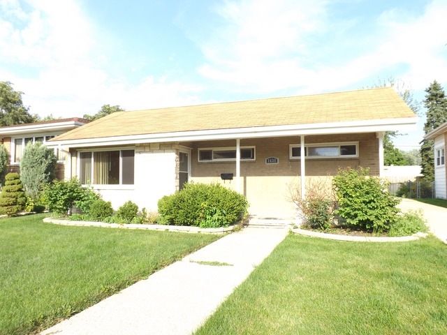 unlisted-address, Westchester, IL 60154 - photo 1