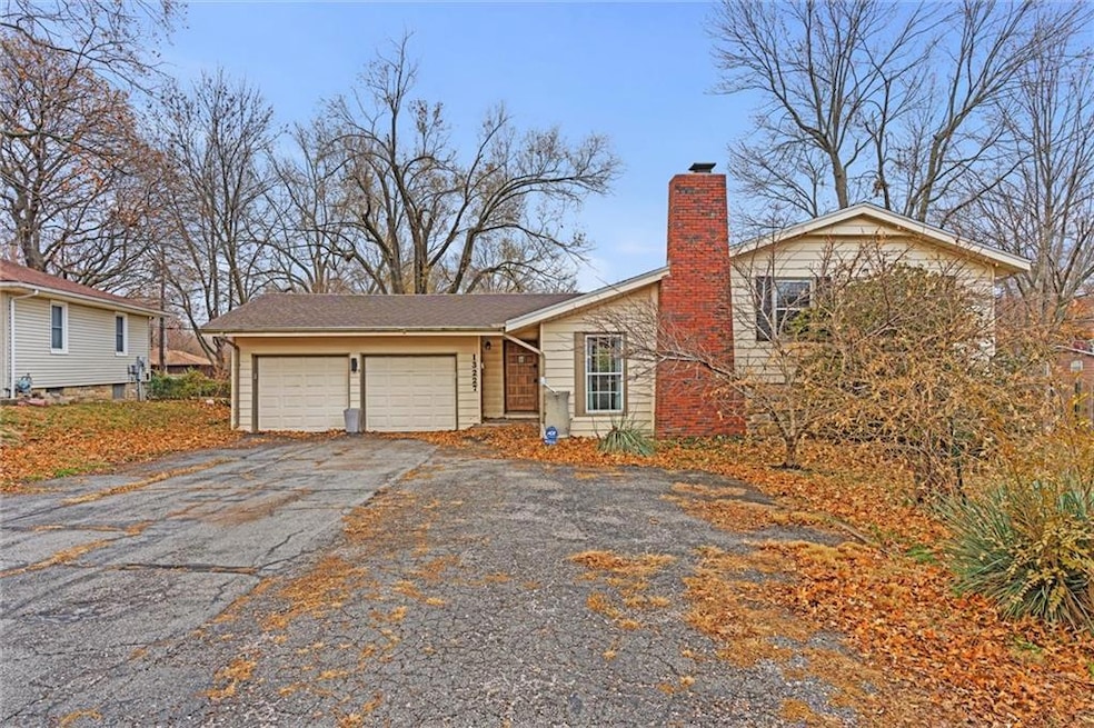 13227 W 96th St, Lenexa, KS 66215 - photo 1