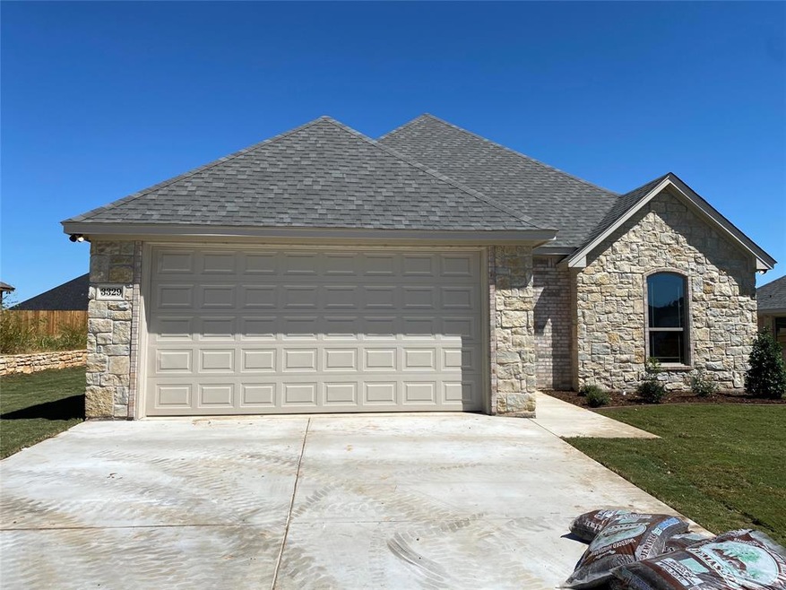 3329 Windcrest Dr, Granbury, TX 76049 - photo 1