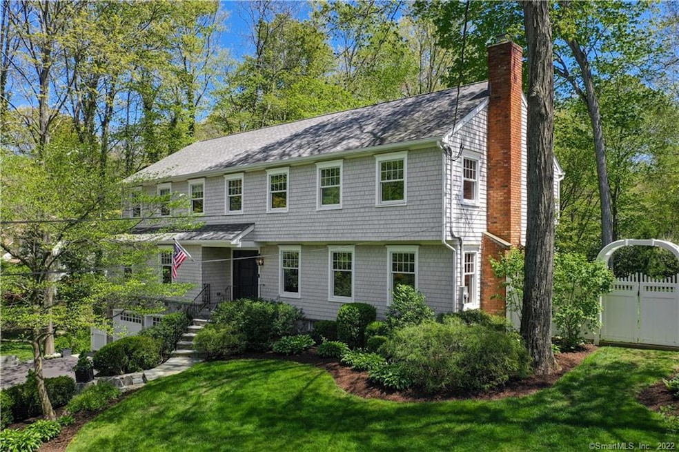 535 Hoyt St, Darien, CT 06820 - photo 1