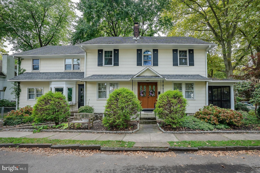 Sold $1,100,000 • Co-Listing Agent