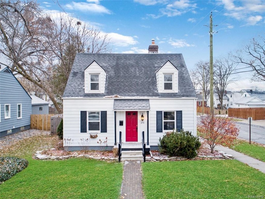 275 E Hazelhurst St Ferndale-large-001-13-275 East