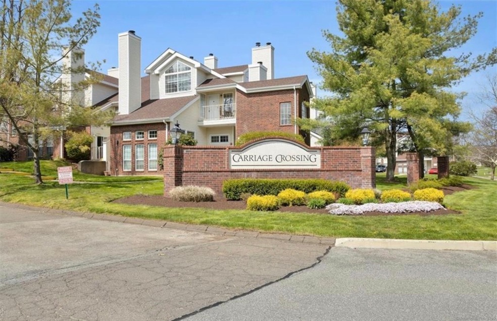 12 Carriage Crossing Ln unit 12, Middletown, CT 06457 - photo 1