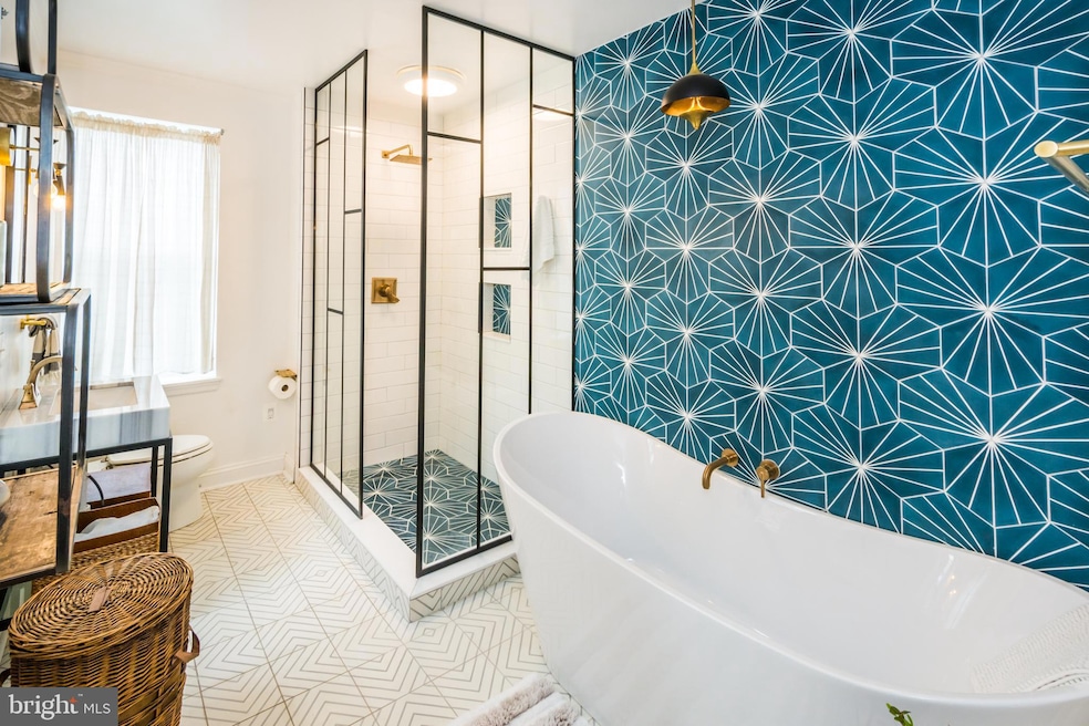 1622 S Charles St, Baltimore, MD 21230 - photo 1