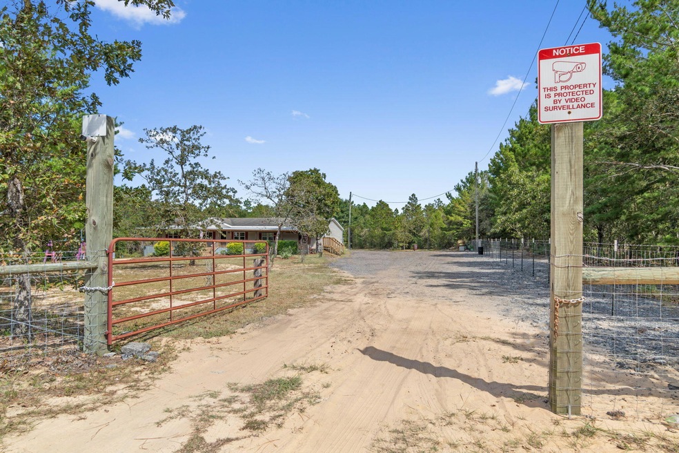 5381 Cimmoran Rd, Crestview, FL 32539 - photo 1