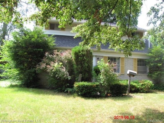 6813 Sally Ct, Flint, MI 48505 - photo 1